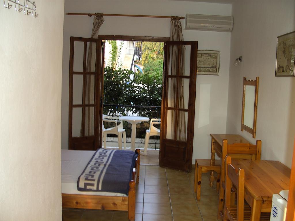 Marilena Apartments & Studios Ypsos Kamer foto